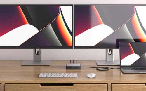 Upgrade Your Workspace with a Dynamic Split Screen Setup Experience
