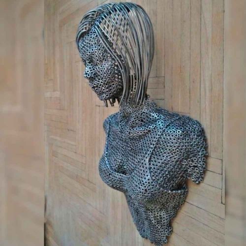 Elegant Stainless Steel Decor Pieces Designed to Fit Your Space in Dubai