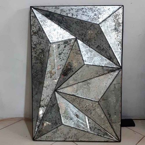Polished Stainless Art Pieces for Modern and Elegant Spaces in Dubai